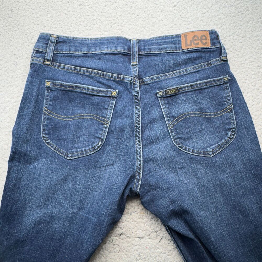 Lee Jeans Womens 30x22 Blue Capri Crop Straight Stretch Relaxed Fit Denim USA 8M - Picture 10 of 14